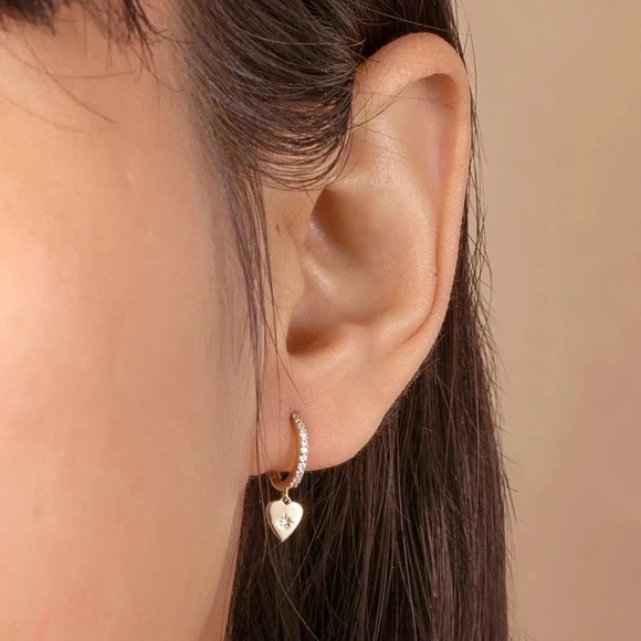 Sterling silver heart huggie earrings - Picture 2 of 3